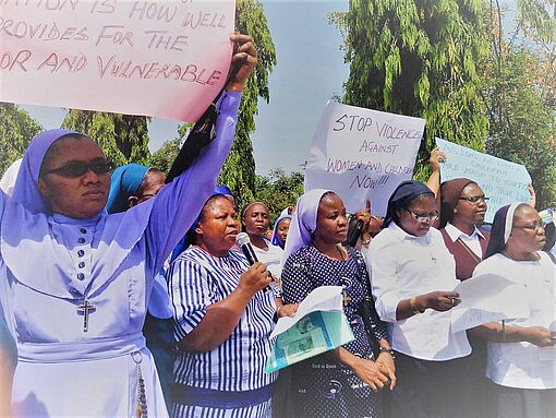 Nigerianische Ordensschwestern protestieren gegen Gewalt