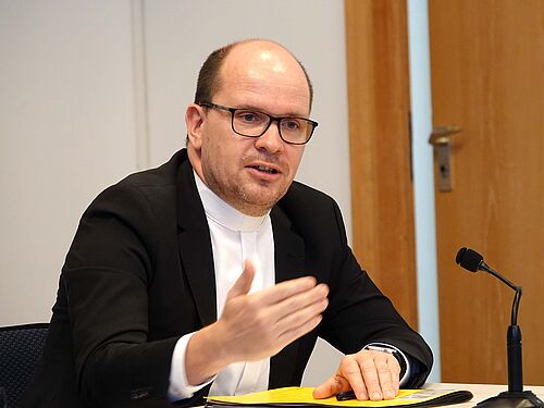Pressekonferenz zur Eröffnung des Monats der Weltmission 2020 in Mainz: missio-Präsident Pfarrer Dirk Bingener