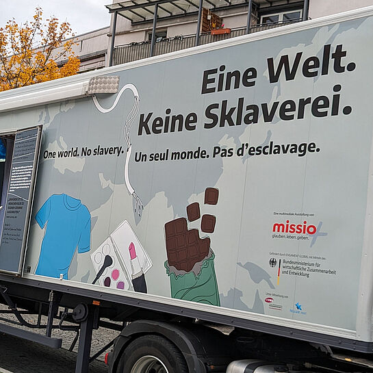 Der missio-Truck „Eine Welt. Keine Sklaverei.”