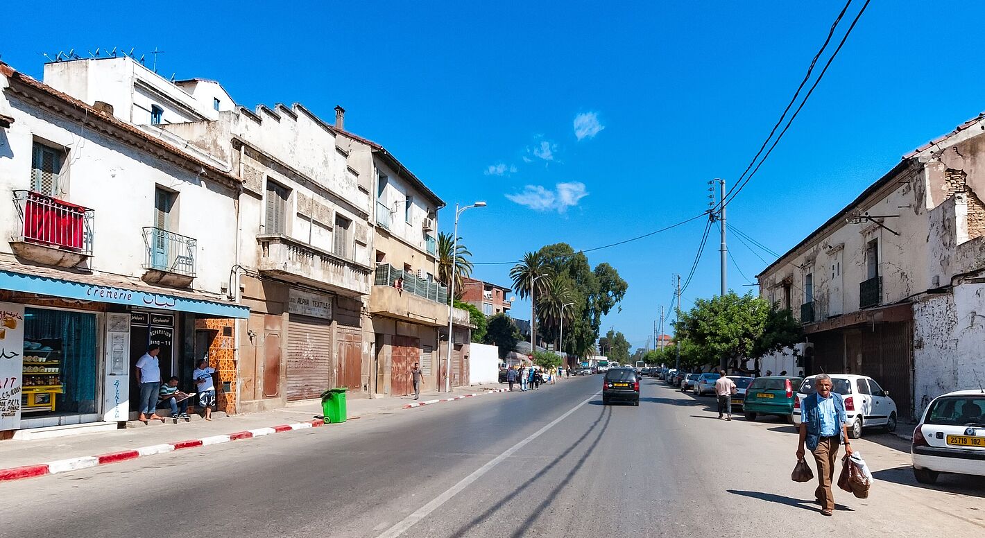 Eine Straße in der Hauptstandt Algier.