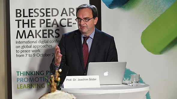 Professor Dr. Joachim Söder on the first day of the International Digital Peace Conference
