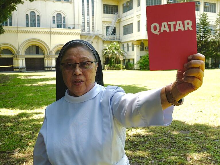 Sr. Mary John Mananzan OSB fordert die Abschaffung der frauenfeindlichen Gesetze in Katar.